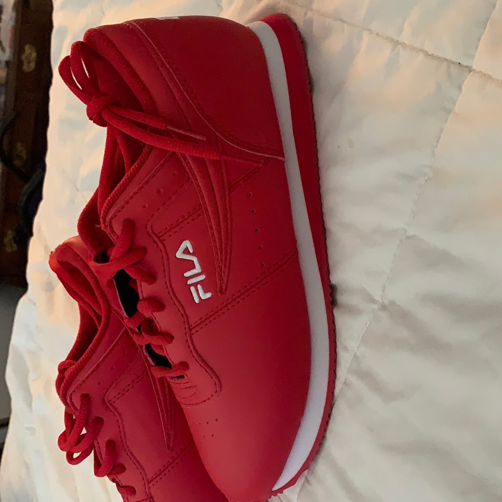 COPY - COPY - Women’s Brand new/ never worn Tennis shoes